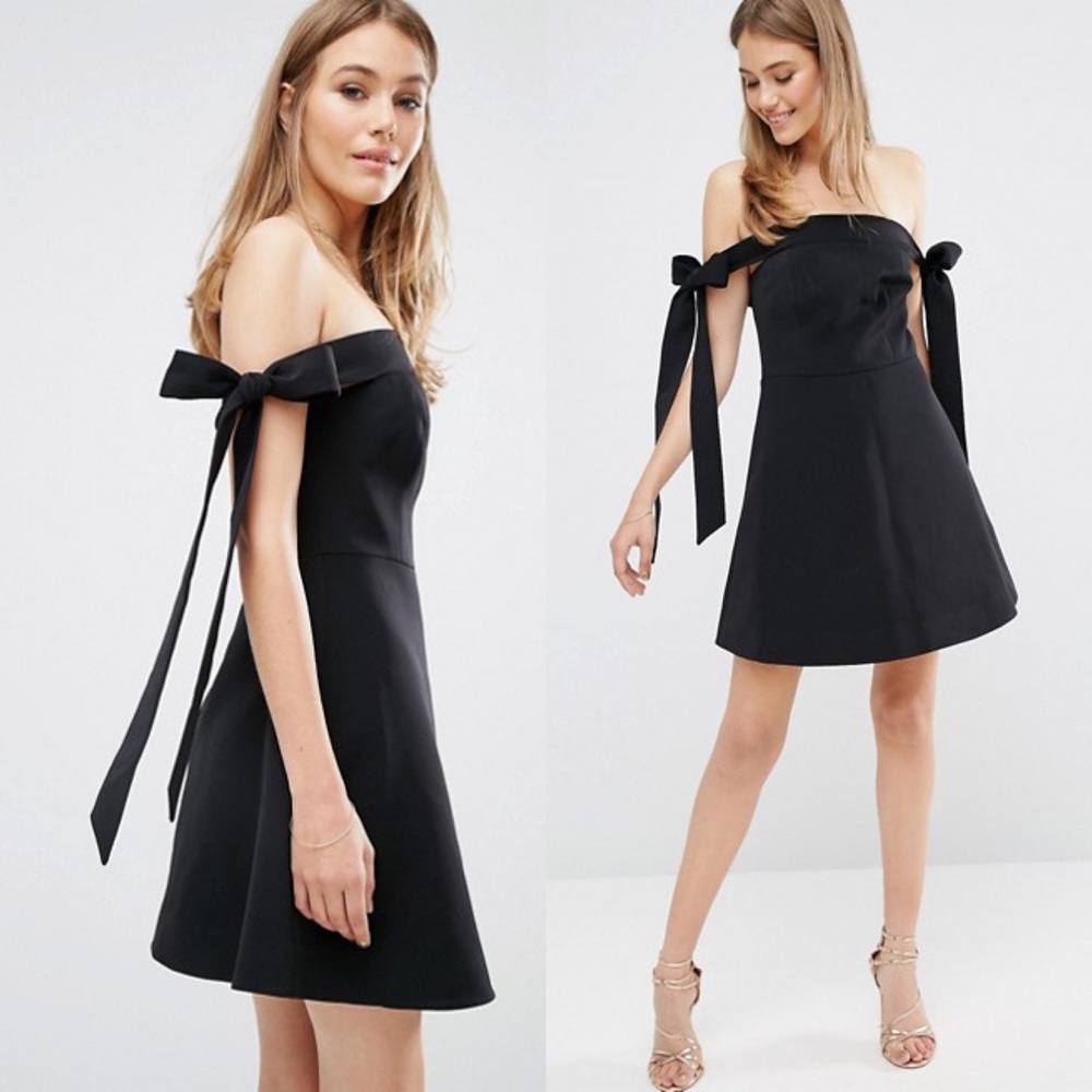 {M} Keepsake Another World Off Shoulder Bow Dress